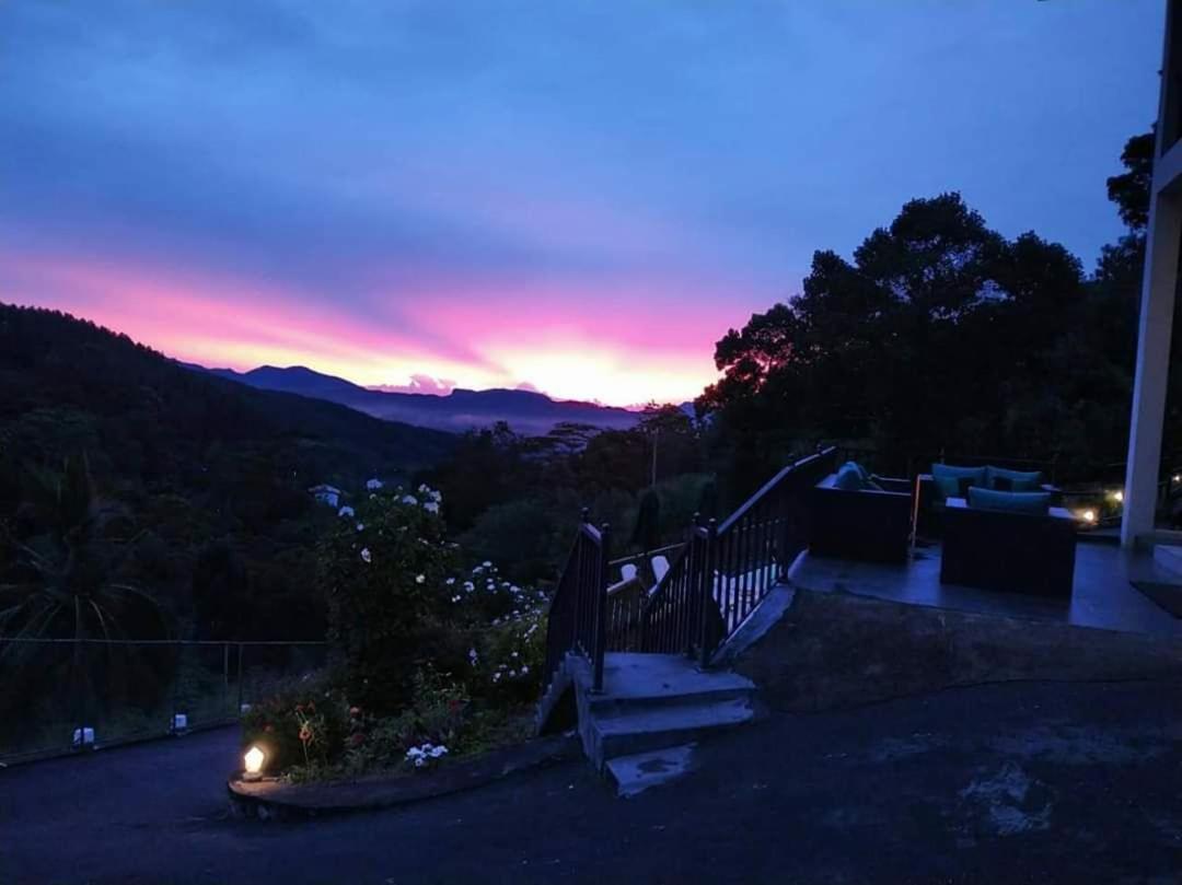 The Grand Hills Bed and Breakfast Κάντι Εξωτερικό φωτογραφία