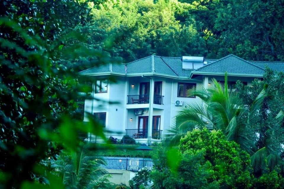 The Grand Hills Bed and Breakfast Κάντι Εξωτερικό φωτογραφία