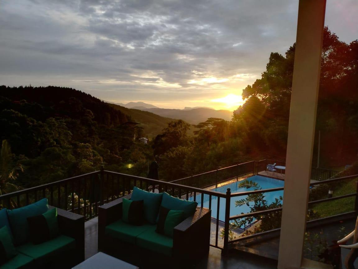 The Grand Hills Bed and Breakfast Κάντι Εξωτερικό φωτογραφία