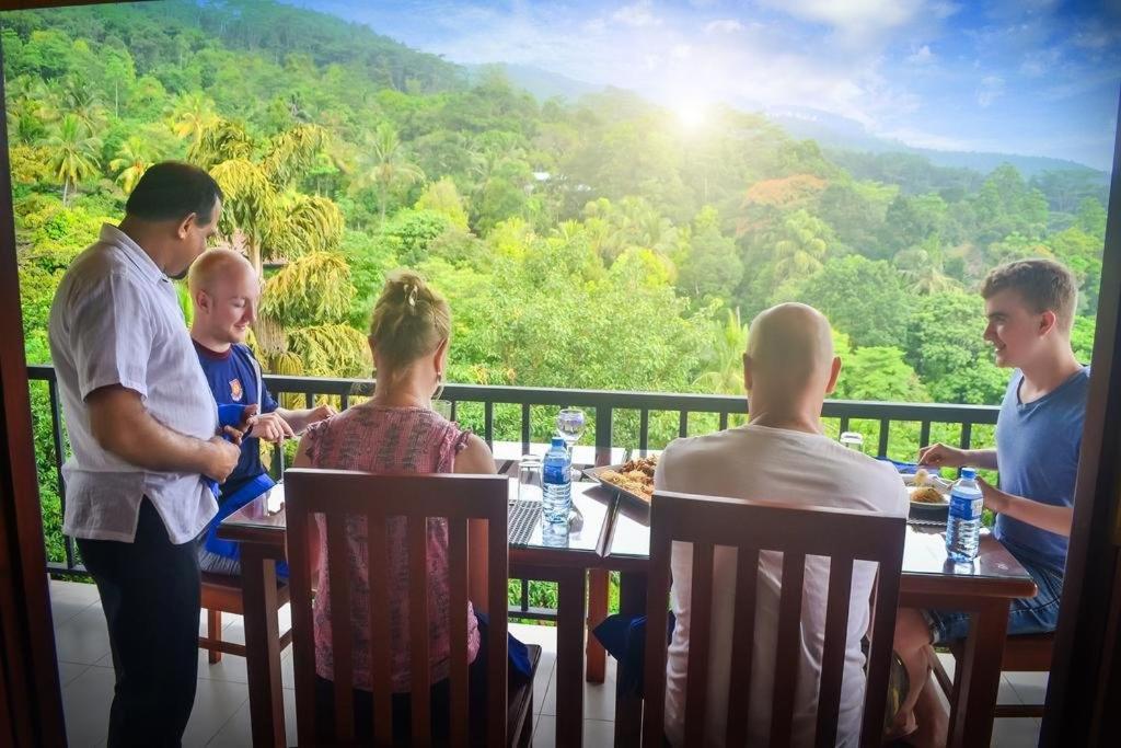 The Grand Hills Bed and Breakfast Κάντι Εξωτερικό φωτογραφία